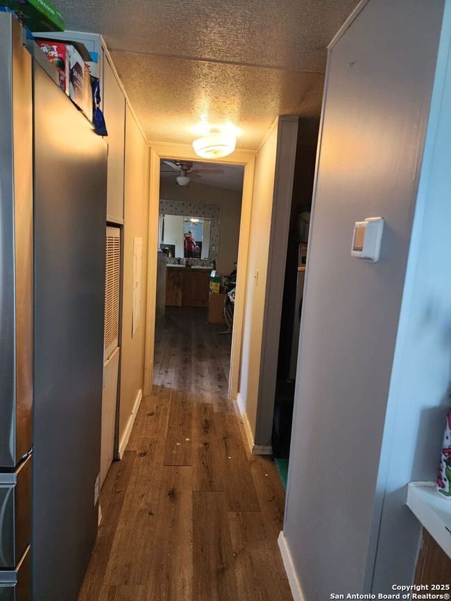312 County Road 1295 B, House other with 3 bedrooms, 2 bathrooms and null parking in Moulton TX | Image 13