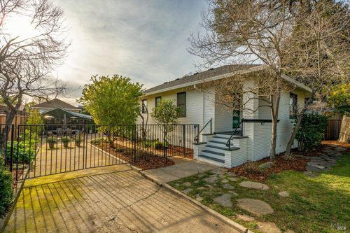 2019 Brown Street, Napa, CA, 94559 | Card Image