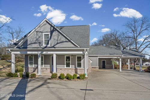 133 S Senter Street, Byhalia, MS, 38611 | Card Image