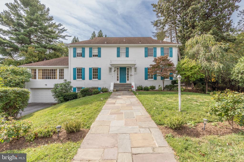 Pembroke Rd, Bethesda, MD 20817