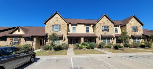 106 Knox Dr, College Station, TX, 77845-2068 | Card Image