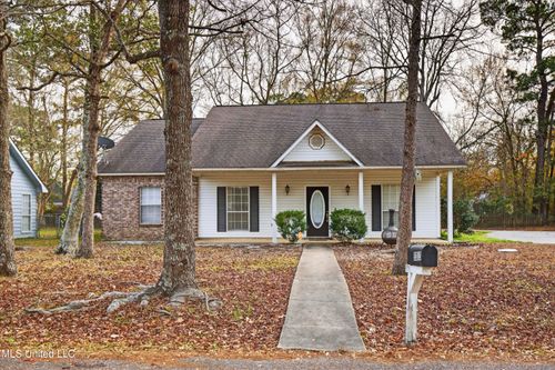3313 Neptune Dr, Gautier, MS, 39553-7044 | Card Image