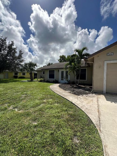 1686 Se Trumpet Ln, Port St. Lucie, FL, 34983-3725 | Card Image