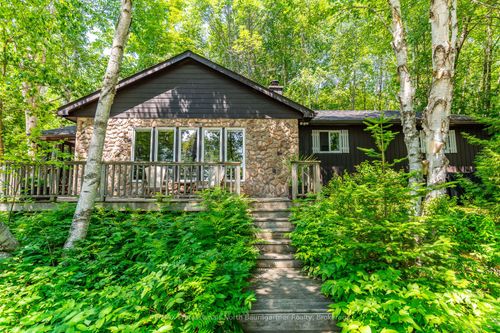 6281 Kennisis Lake Rd, Haliburton, ON, K0M1S0 | Card Image