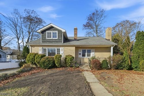 5 Dogwood Rd, Netcong, NJ, 07857-1406 | Card Image