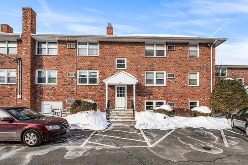 c9-241 Main St, Reading, MA, 01867-3650 | Card Image