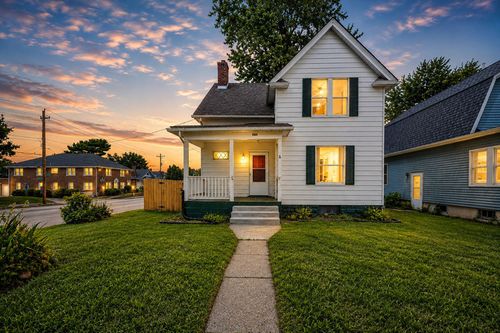 252 W 29th St, Davenport, IA, 52803-1153 | Card Image