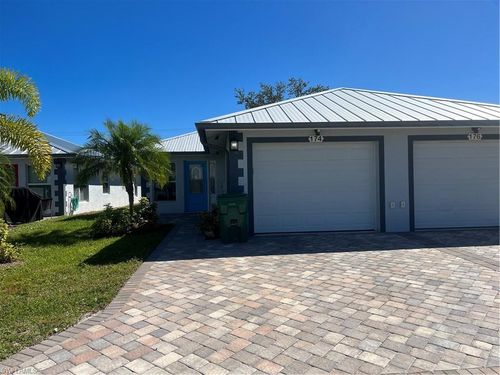 174 Village Cir, LABELLE, FL, 33935-4947 | Card Image