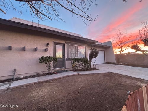 3102 E Avenue Q13, Palmdale, CA, 93550-4942 | Card Image