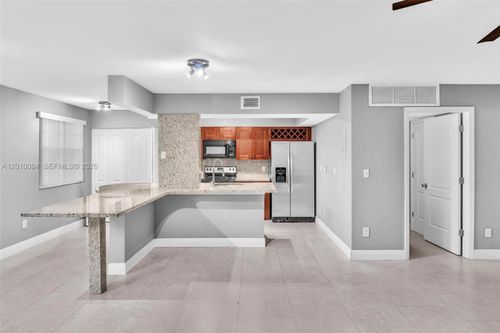 105-2881 N Oakland Forest Dr, Oakland Park, FL, 33309-6413 | Card Image