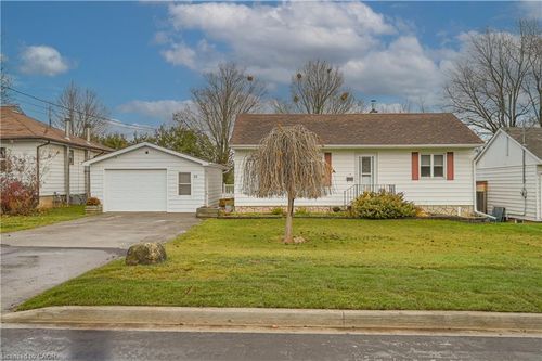 19 Temple Rd, Georgetown, ON, L7G3J6 | Card Image