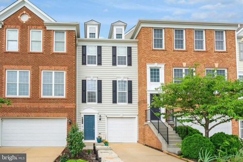 42703 Wilmar Sq, BROADLANDS, VA, 20148-4147 | Card Image