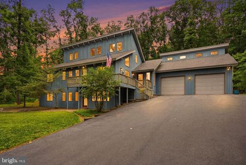 17 Maplewood Road, BERWICK, PA, 18603 | Card Image