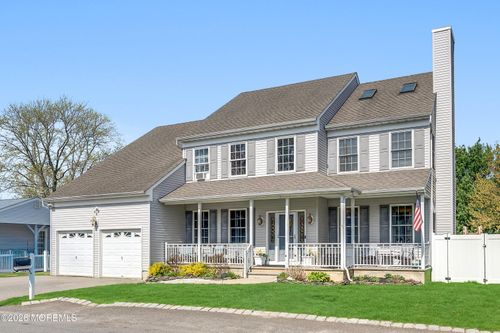 928 Seaman Ave, Beachwood, NJ, 08722-3404 | Card Image