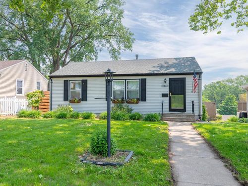 6813 Upton Ave S, Richfield, MN, 55423-1911 | Card Image
