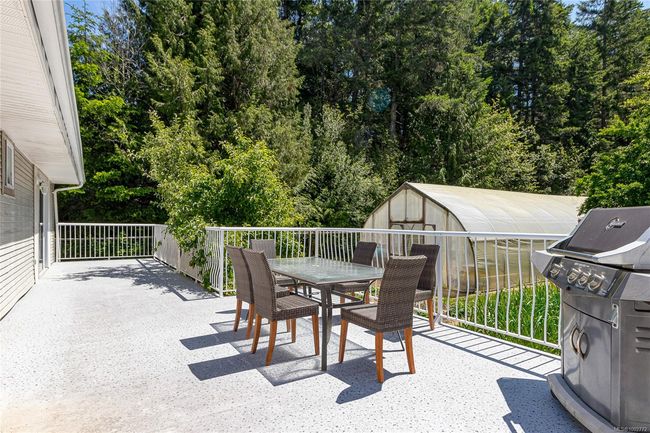 2380 Fowler Rd, House other with 3 bedrooms, 2 bathrooms and 8 parking in Qualicum Beach BC | Image 7