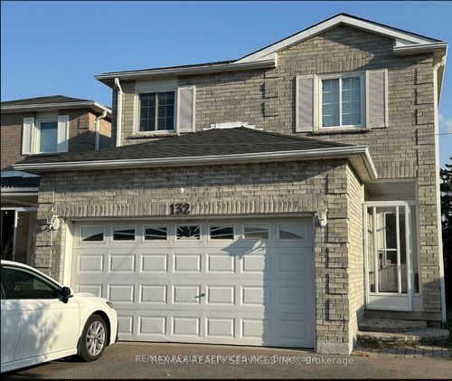 132 Cherrytree Dr, Brampton, ON, L6Y3N8 | Card Image