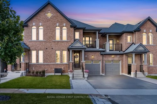 241 Jim Mortson Dr, East Gwillimbury, ON, L9N0Z3 | Card Image
