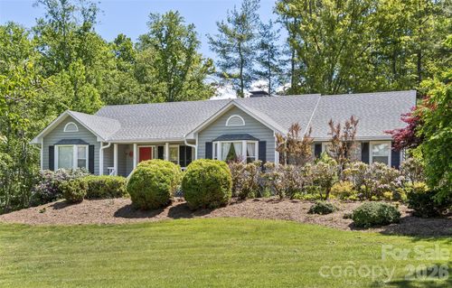 10 Applecross Rd, Weaverville, NC, 28787-9203 | Card Image
