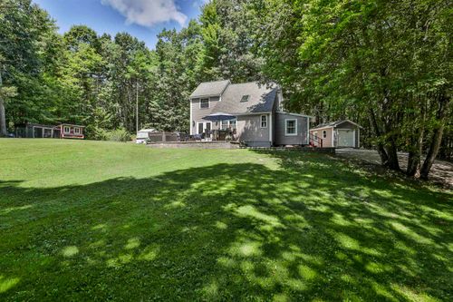 32 Serenitas Ln, Goffstown, NH, 03045-2920 | Card Image