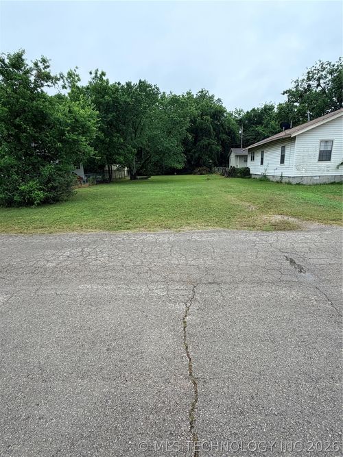 1314 1st Nw, Ardmore, OK, 73401 | Card Image