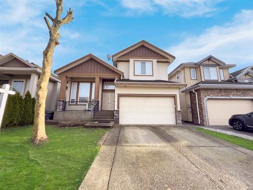 12458 74 Ave, Surrey, BC, V3W1P2 | Card Image