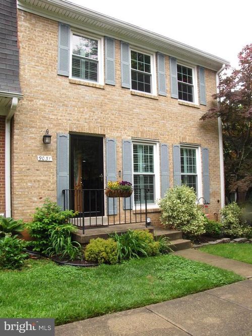 9031 Blarney Stone Dr, SPRINGFIELD, VA, 22152-2130 | Card Image