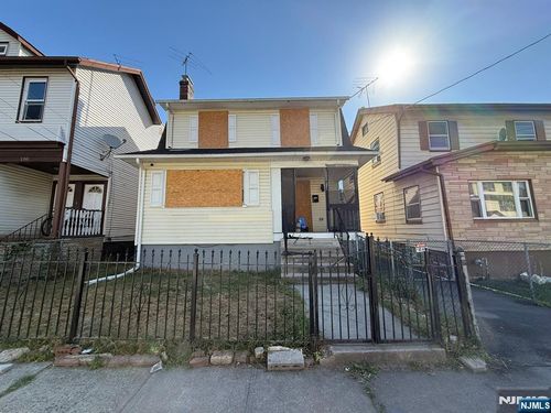 154 Columbia Ave, Newark, NJ, 07106-2104 | Card Image