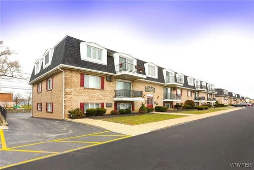 1976 Sheridan Dr, Tonawanda, NY, 14223-1226 | Card Image