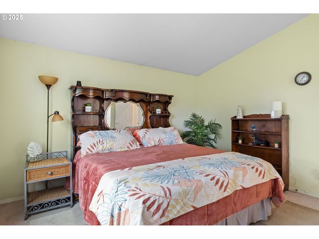 3010 Sw Phyllis Dr, House other with 4 bedrooms, 3 bathrooms and 3 parking in Gresham OR | Image 33