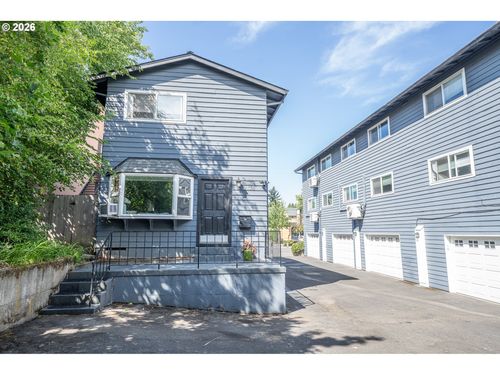 10-2136 Se Hawthorne Blvd, Portland, OR, 97214 | Card Image
