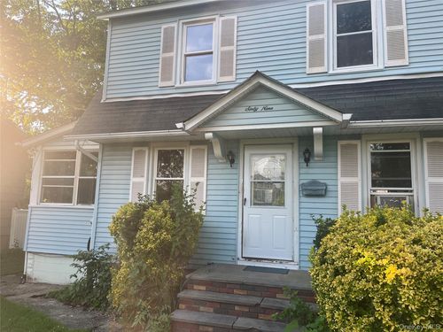69 Hunt Ave, Pearl River, NY, 10965-1868 | Card Image