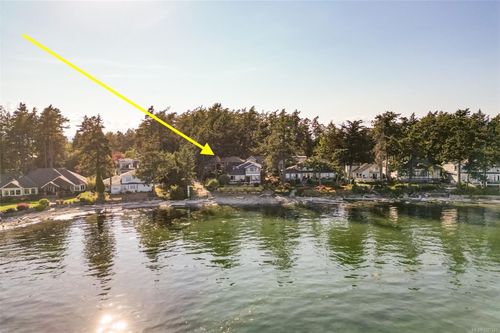 2534 Goddard Rd, Sidney, BC, V8L5Z3 | Card Image