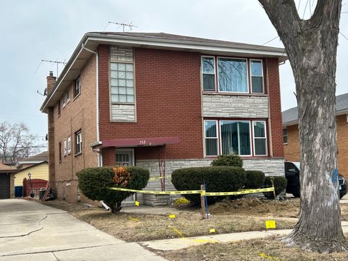 352 Crandon Ave, Calumet City, IL, 60409-1801 | Card Image