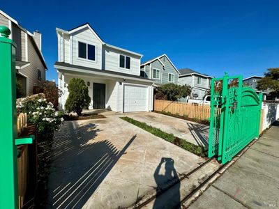 19 4 Th St, House other with 3 bedrooms, 2 bathrooms and 2 parking in Richmond CA | Image 2