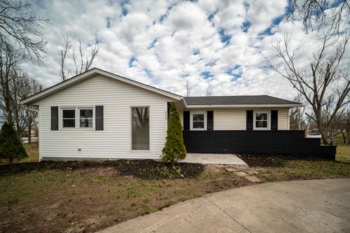 820 Nw Park Ln, COLUMBIA, MO, 65201-7029 | Card Image