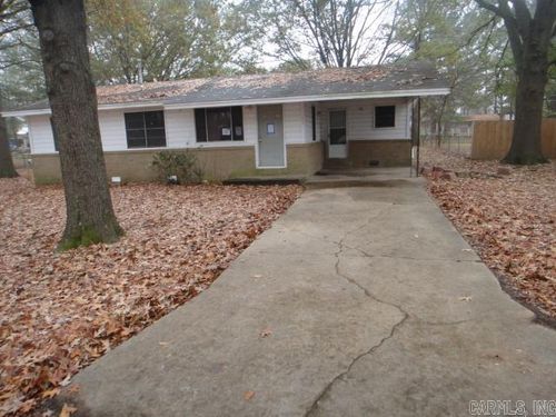 111 Circle Dr, Augusta, AR, 72006-9526 | Card Image