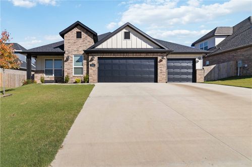 5504 Sw Tea Olive Ln, Bentonville, AR, 72713-6103 | Card Image