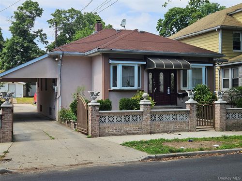 18823 120th Avenue, New York, NY, 11412 | Card Image