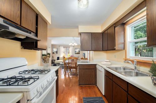 372 N Walnut Ave, Wood Dale, IL, 60191-1508 | Card Image