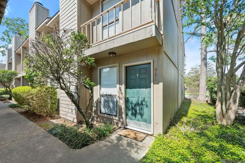 981 Ridgepoint Ct, Baton Rouge, LA, 70810-2878 | Card Image