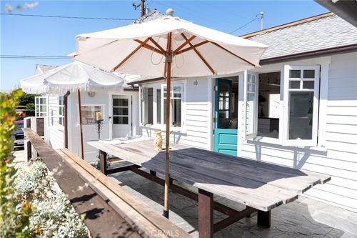 255 Center St, Laguna Beach, CA, 92651-3213 | Card Image
