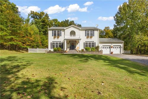 83 Thomas Rd, Leeds, NY, 12451-1152 | Card Image