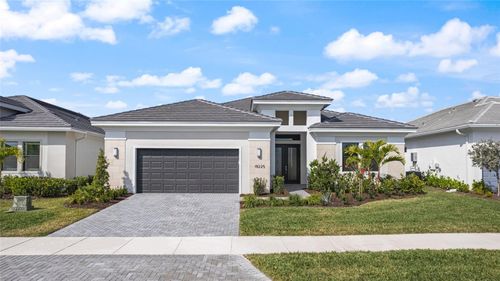 18225 Cresswind Ter, LAKEWOOD RANCH, FL, 34211-1160 | Card Image