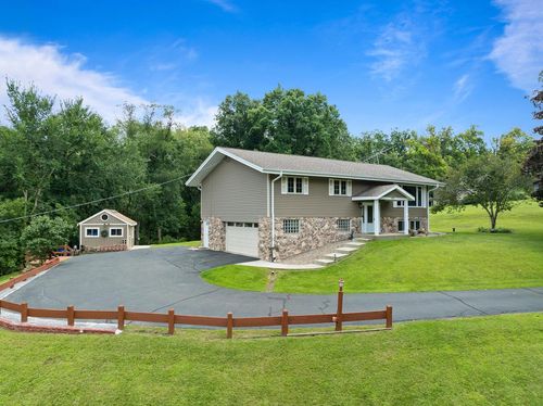N6064 Lyons Road, Spring Prairie, WI, 53105 | Card Image