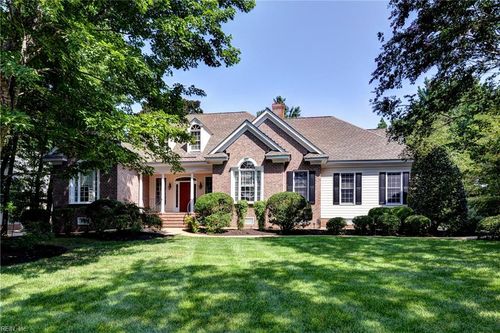 121 Oak Holw, Williamsburg, VA, 23188-8919 | Card Image