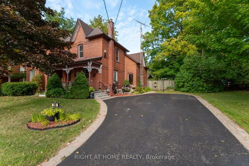 220 Barrie St, Thornton, ON, L0L2N0 | Card Image