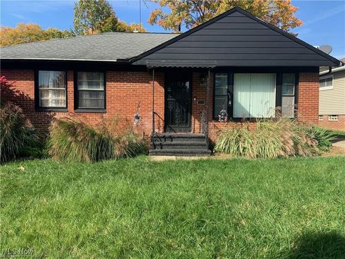 4444 E Frontenac Dr, Cleveland, OH, 44128-5003 | Card Image