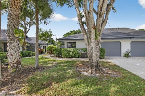 5082 Pine Dr, Boynton Beach, FL, 33437-1309 | Card Image