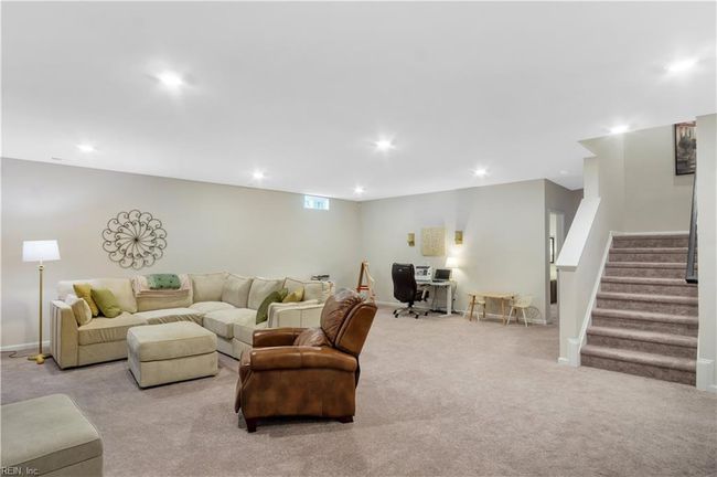 Huge media room, with 10' ceiling. | Image 36